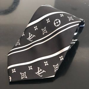 Men’s tie LV 100% silk